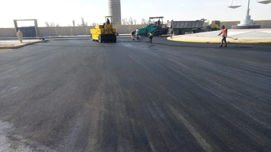 أعمال الحفريات والطرق